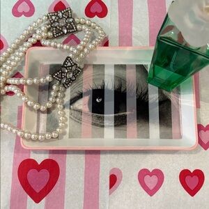 Ariana Grande Jewelry/ Perfume Tray Hearts Gift
